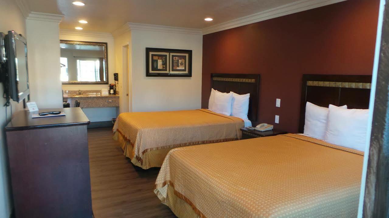 Hyland Inn Near Legoland Carlsbad Luaran gambar